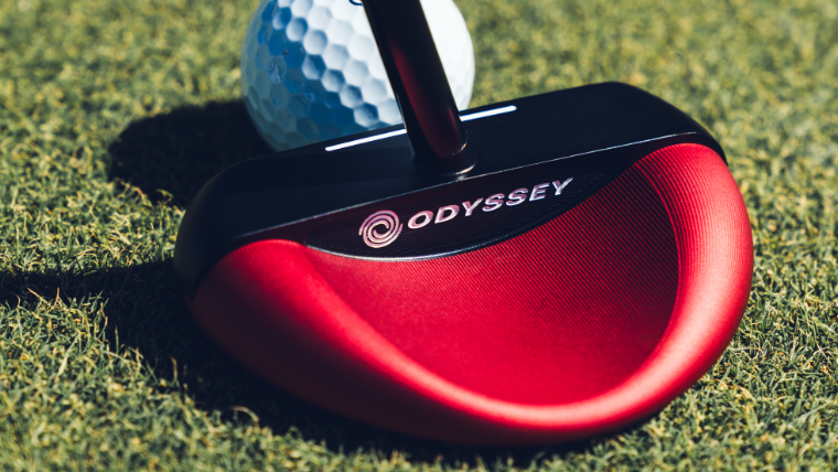 the-back-of-an-odyssey-tri-hot-square-2-square-putter