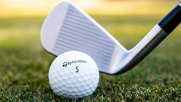TaylorMade TP5 golf ball wedge-play