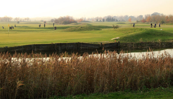 Lakes Course
