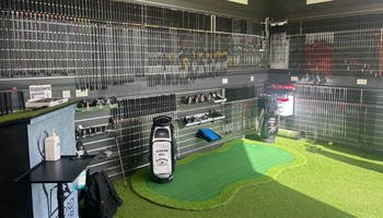 Multi-brand fitting & teaching Studio