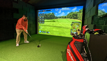 Indoor Golf Studio