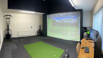 Indoor Golf Studio
